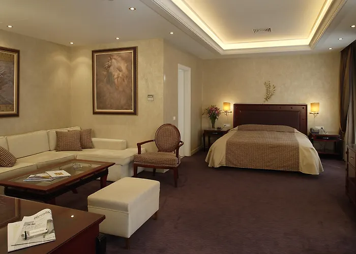 Theoxenia House Hotel