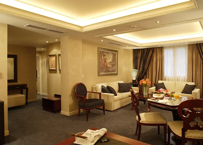 Theoxenia House Hotel