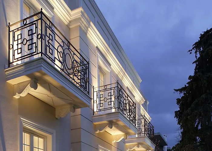 Theoxenia House Hotel