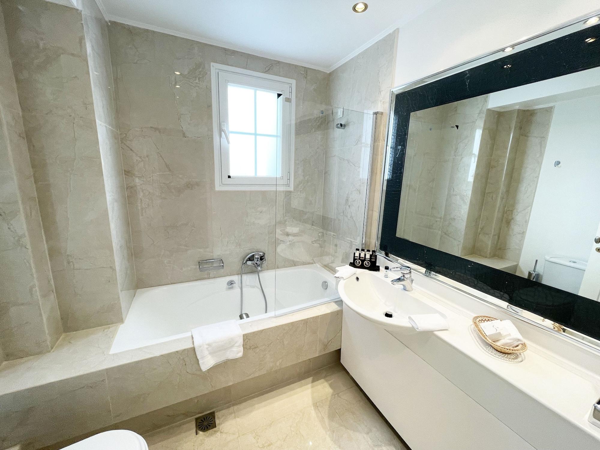 Theoxenia House Hotel 4*