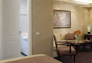 Theoxenia House Hotel